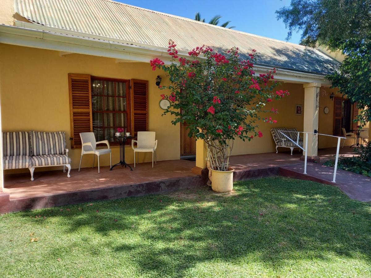 Avondrust Guest House Graaff-Reinet Exterior foto